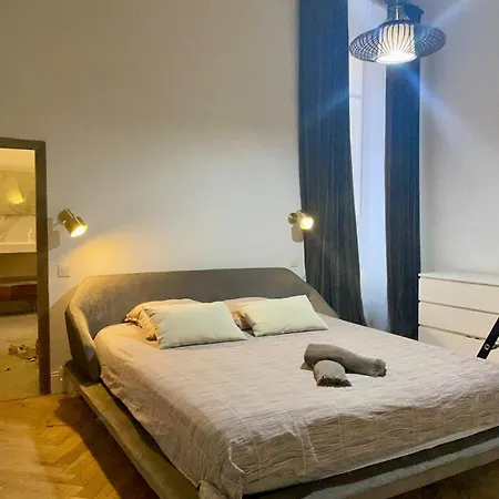 130 M2 Hyper Centre Cathedrale Apartment