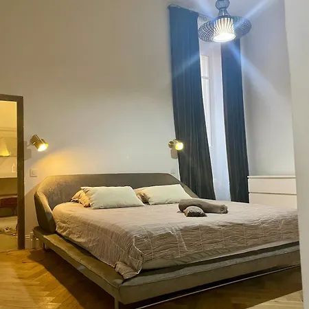 130 M2 Hyper Centre Cathedrale Apartment